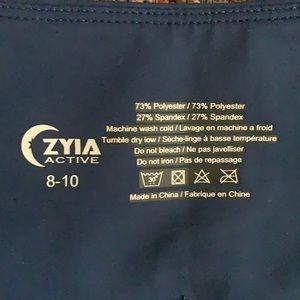 NWOT Zyia Active Crop Legging